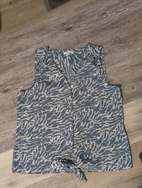 Nine West Blue & Cream Abstract Sleeveless Top